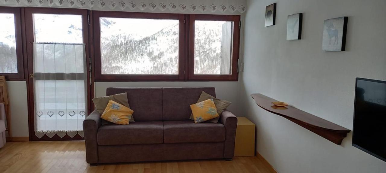Ferienwohnung Complesso “I Dadi” Breuil-Cervinia Exterior foto