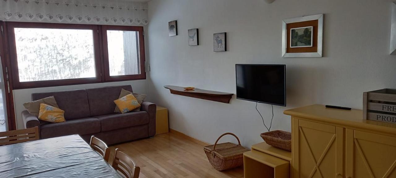 Ferienwohnung Complesso “I Dadi” Breuil-Cervinia Exterior foto
